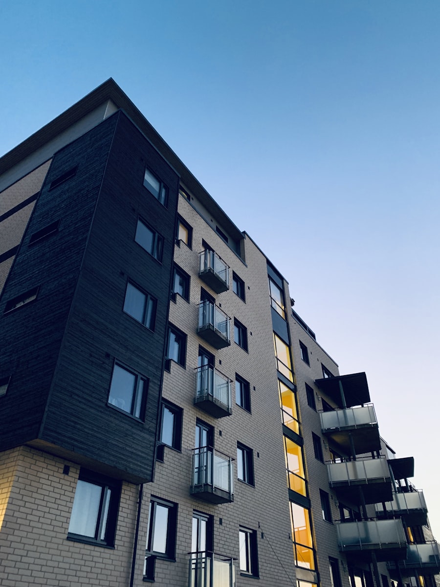 Clean apartment complex exterior and common areas maintained for property managers